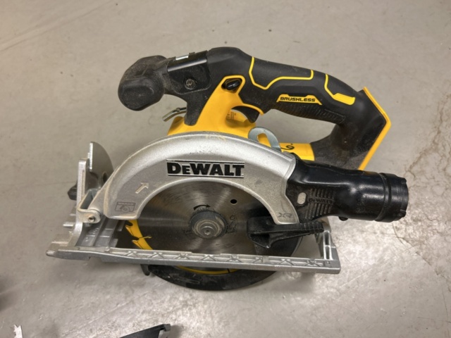 1377858-8 Tool kit with 8 hand tools - DeWalt