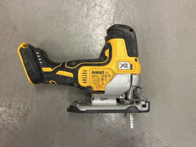 1377858-11 Tool kit with 8 hand tools - DeWalt