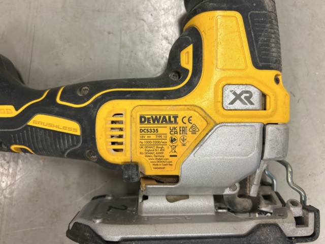 1377858-12 Tool kit with 8 hand tools - DeWalt