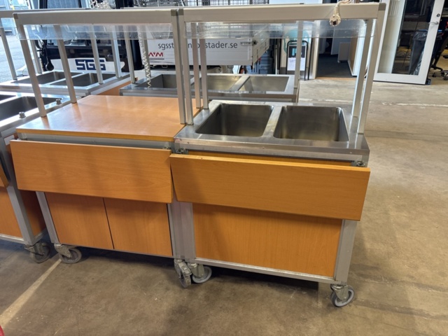 1357484-3 Serveringsvagnar/buffévagnar 5 st