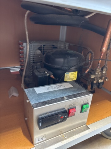 1357484-10 Serveringsvagnar/buffévagnar 5 st