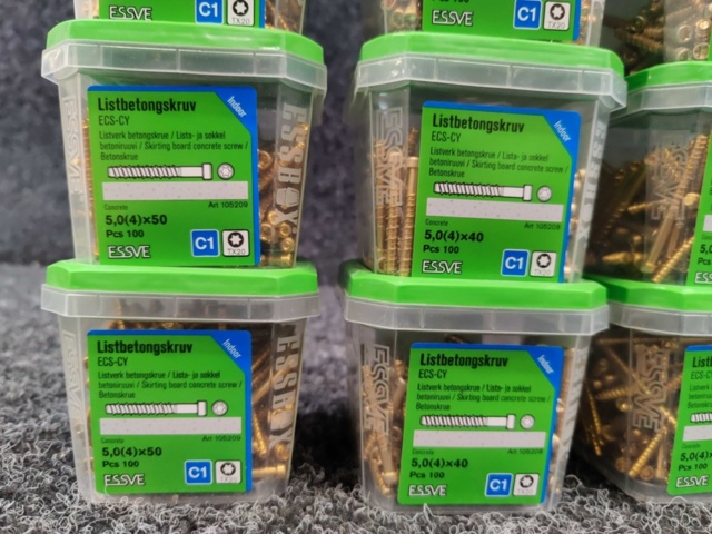 1383959-4 12 st Förpackningar Listbetongskruv, Essve