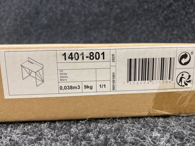 1384156-3 Skrivbord Tenzo med plats för surfplatta