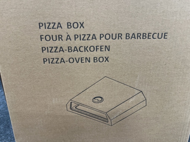 1385109-5 Pizza-box för grill