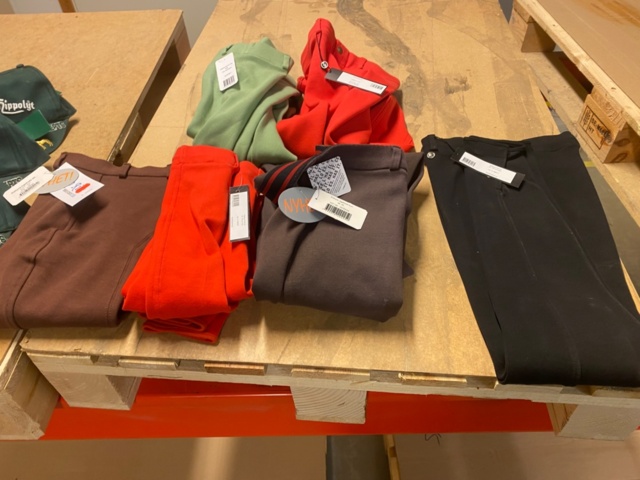 1385172-4 Diverse ridbyxor m.m.