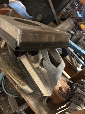 1382857-9 Everything on the shelf