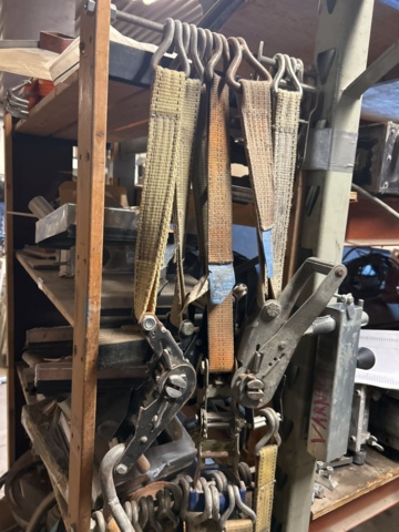 1382857-15 Everything on the shelf