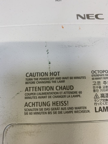 1384253-3 Projektor NEC M230X