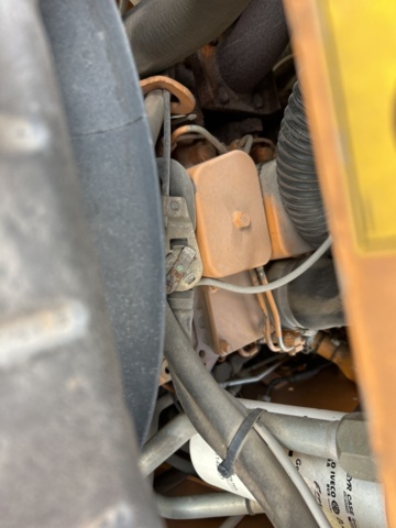 1382930-29 Case 1840 Skid Steer Loader with Two Buckets and Forks