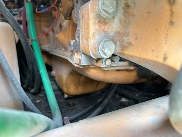 1382930-32 Case 1840 Skid Steer Loader with Two Buckets and Forks