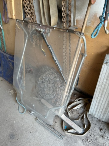 1382930-68 Case 1840 Skid Steer Loader with Two Buckets and Forks