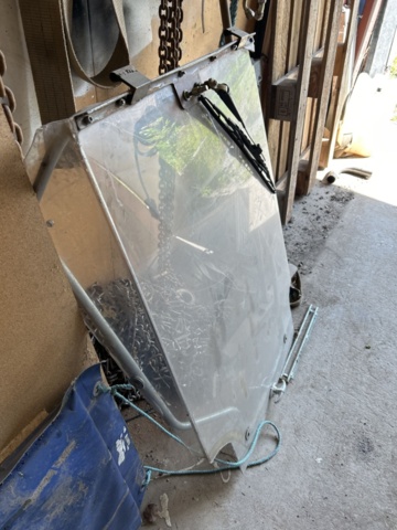 1382930-70 Case 1840 Skid Steer Loader with Two Buckets and Forks