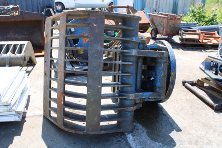 1385763-6 Rivningsgripar Trevi Benne PMZ25S, 2 st (rep. objekt)