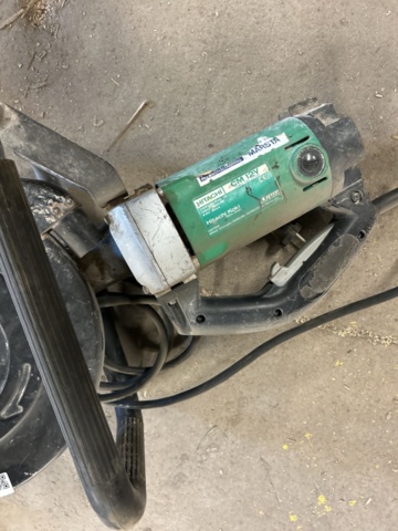 1382973-3 Cutting machine - Hitachi CM12Y