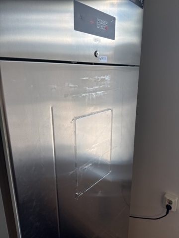 1355147-9 Stainless steel refrigerator - GEMM EFN/01