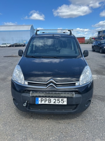 1332978-8 Citroën Berlingo Van 1.6 HDiF 8v ETG6, 90hp, 2014 (rep object)