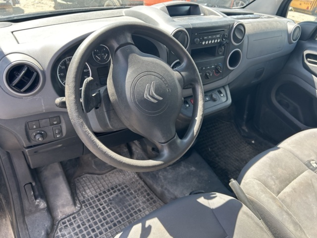 1332978-10 Citroën Berlingo Van 1.6 HDiF 8v ETG6, 90hp, 2014 (rep object)