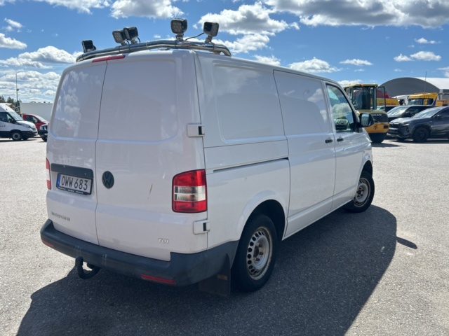 1332984-5 Volkswagen Transporter T30 2.0 TDI Manuell, 102hk, 2015