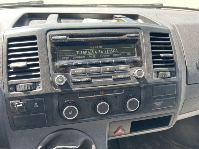 1332984-15 Volkswagen Transporter T30 2.0 TDI Manuell, 102hk, 2015