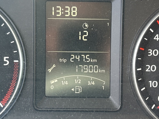 1332984-13 Volkswagen Transporter T30 2.0 TDI Manuell, 102hk, 2015