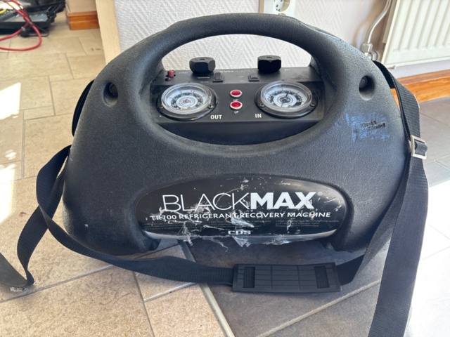 Black Max TR 700 and various pressure hoses - PS Auction - We value the ...