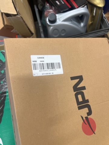 1325774-14 Spare parts warehouse with car parts