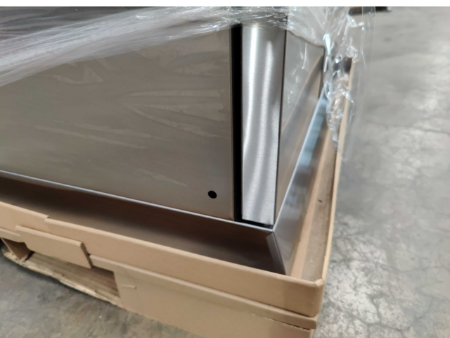 1384263-10 Outdoor kitchen module with base cabinet