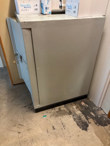 1356681-2 Värdeskåp brandklassat A60 & A4 papper