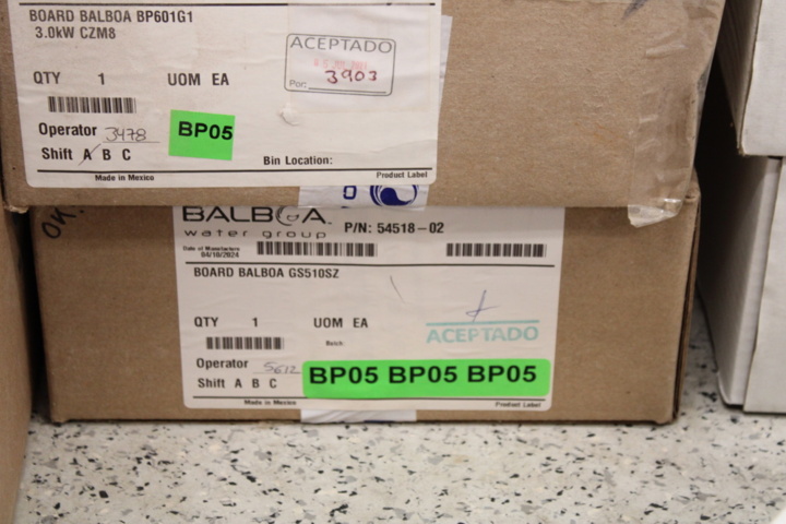 1368369-4 Pumps and circuit boards for hot tubs (Gecko/Balboa)