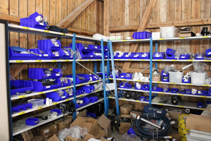 1368373-1 5 st hyllsektioner med reservdelar för spabad