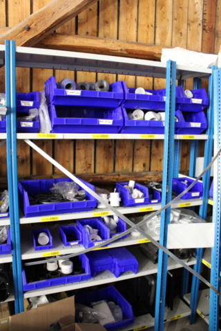 1368373-17 5 st hyllsektioner med reservdelar för spabad