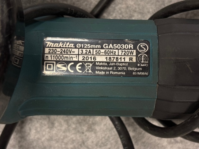 1367440-6 Värmepistoler, sticksågar, vinkelslipar