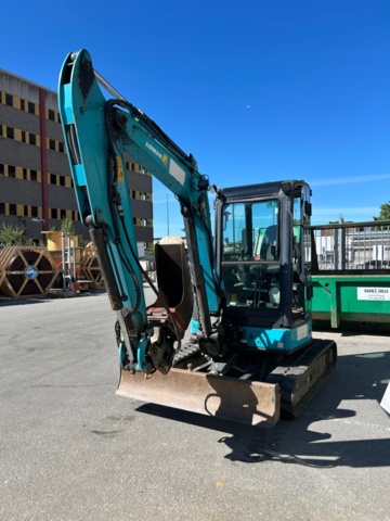 1387879-1 Minibandgrävare - Airman AX38U-5 -2012