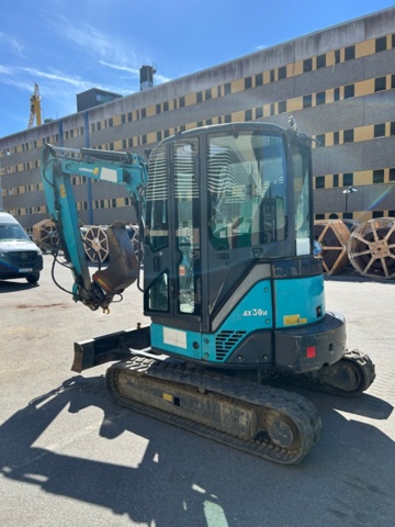 1387879-4 Minibandgrävare - Airman AX38U-5 -2012