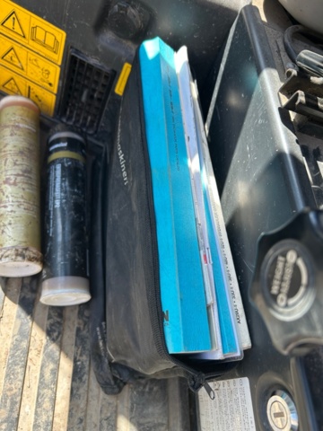 1387879-14 Minibandgrävare - Airman AX38U-5 -2012