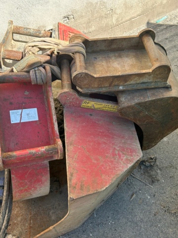 1387879-34 Minibandgrävare - Airman AX38U-5 -2012