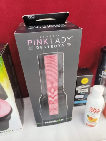 1331688-12 Intimprodukter för honom