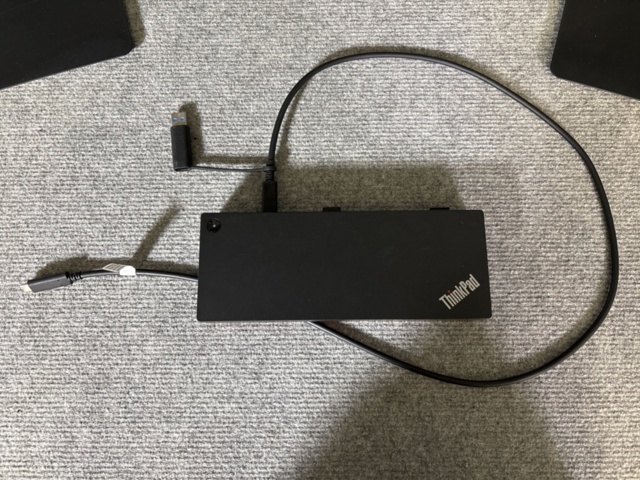 1386814-10 IPS monitors 27" x2 units - Samsung - incl. docking station