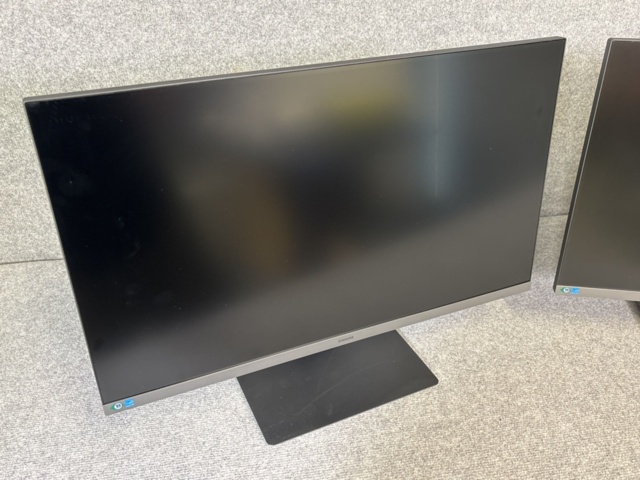 1386814-3 IPS monitors 27" x2 units - Samsung - incl. docking station