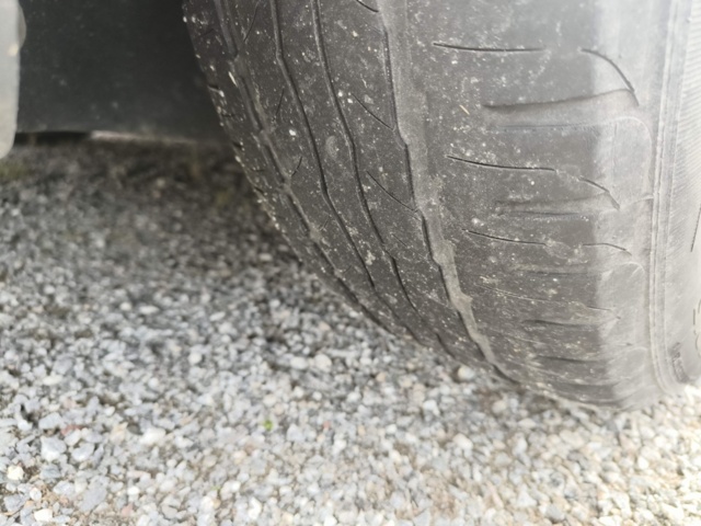 1331705-12 Volkswagen Caddy 1.9 TDI -2009 Repair item