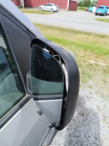 1331705-43 Volkswagen Caddy 1.9 TDI -2009 Repair item