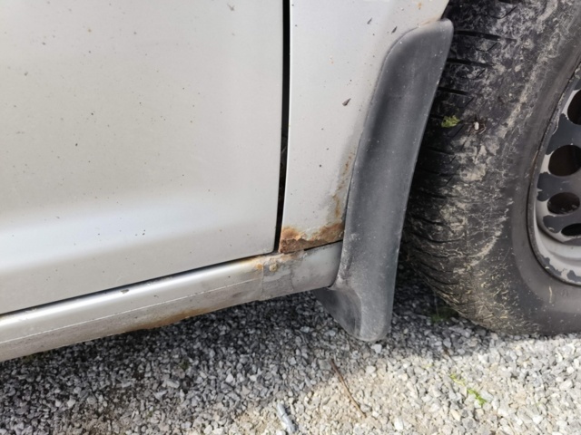 1331705-44 Volkswagen Caddy 1.9 TDI -2009 Repair item