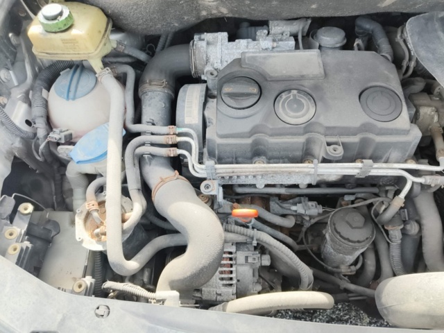 1331705-58 Volkswagen Caddy 1.9 TDI -2009 Repair item