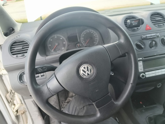 1331705-68 Volkswagen Caddy 1.9 TDI -2009 Repair item