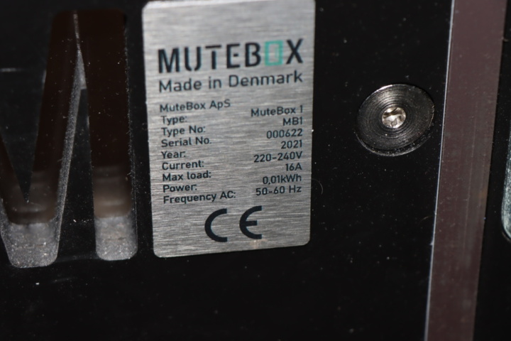 1174494-7 Telephone booth Mutebox One