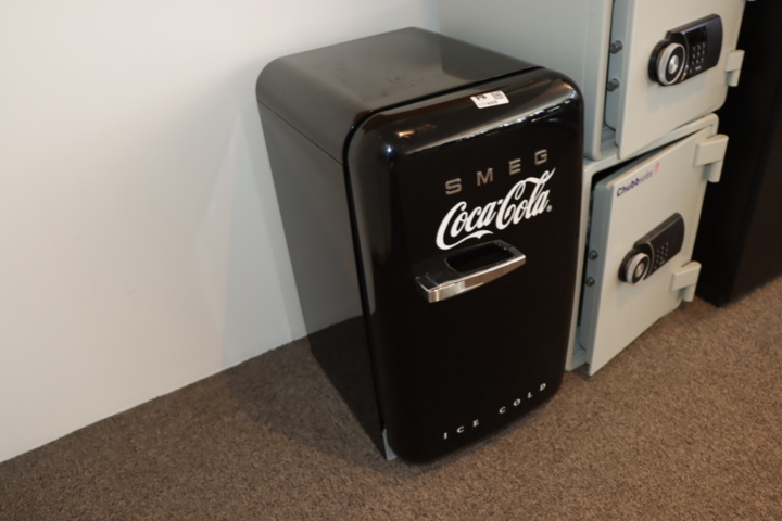 1174508-1 Coca-Cola fridge SMEG