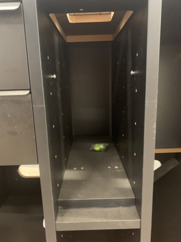 1389492-6 Benchtop cabinet