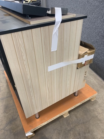 1389492-15 Benchtop cabinet