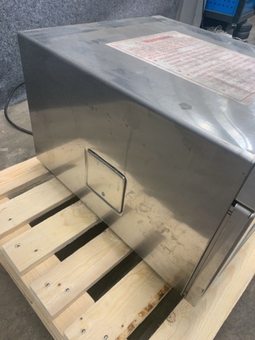 1389502-8 Microwave Oven Menumaster DEC18E2 1800W