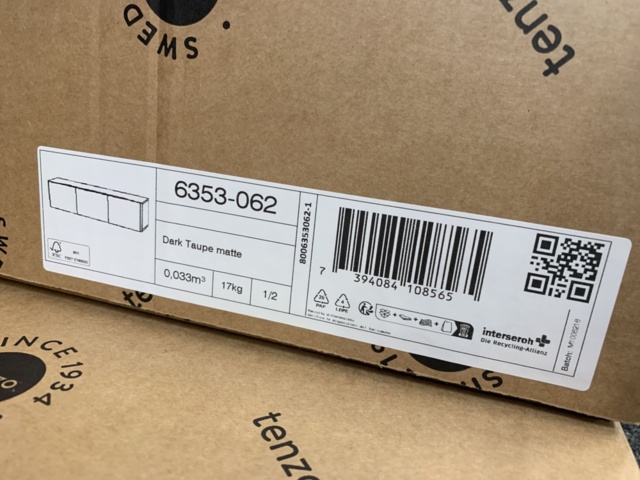 1388159-6 12 st Lowboard Tenzo Genua 3 dörrar, dark taupe matte